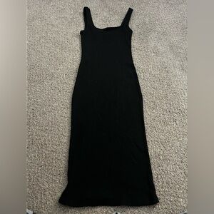Elegant Black Sleeveless Dress